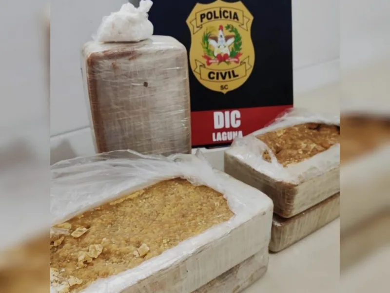 Operação policial em Laguna resulta na maior apreensão de crack da cidade