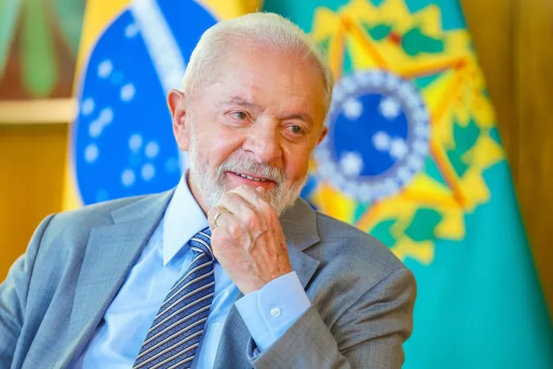 Lula assina Projeto de Lei dos apps e cobra iFood: 'Vai ter que negociar`