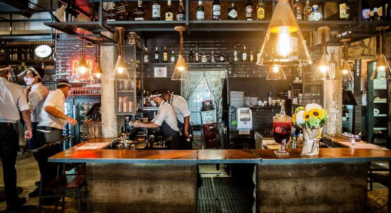 Número de bares e restaurantes com prejuízo em janeiro aumenta 60%