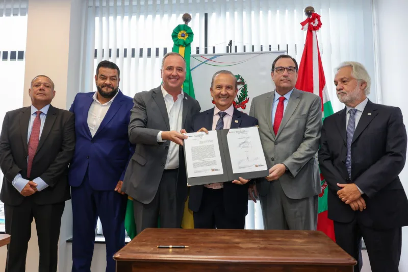 Estado e TJSC assinam acordo para diminuir nos pátios o número de veículos apreendidos pelo Detran