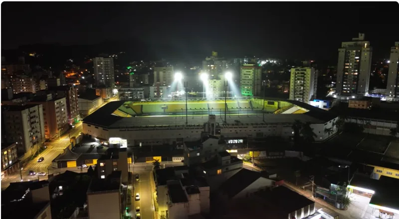 VÍDEO: Criciúma testa nova iluminação de led