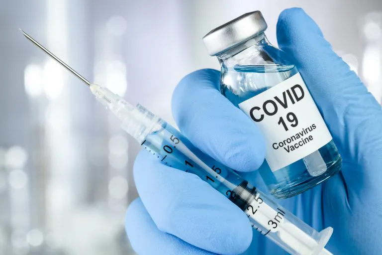 Obrigação de comprovar vacina contra Covid-19 para matrícula em SC é mantida