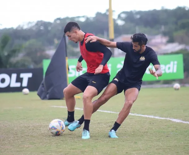 Tigre se reapresenta no CT de olho na final do Catarinense