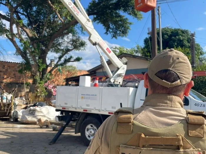 Operação de combate a furto de água e energia elétrica é realizada e três são presos em Criciúma
