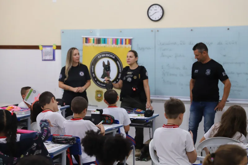 Programa “K9 na Escola” beneficia alunos da rede municipal de Criciúma
