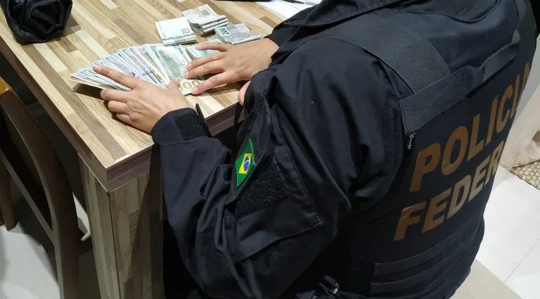 PF investiga grupo responsável por fraudes fiscais em Santa Catarina