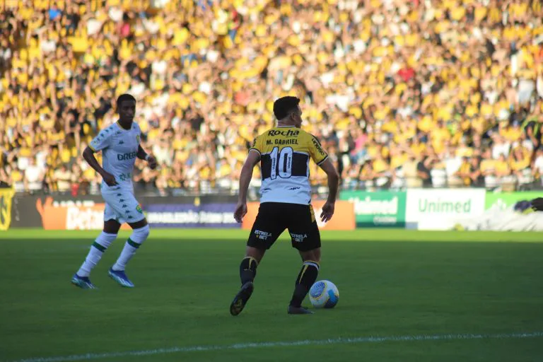 Tigre é goleado em casa pelo lanterna do Brasileirão