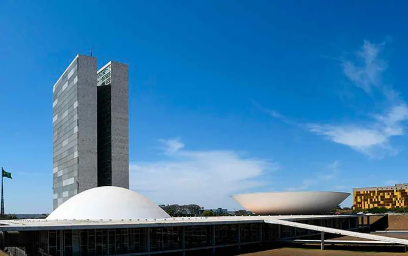 Congresso articula incluir mais R$ 50 bilhões em emendas no Orçamento de 2025