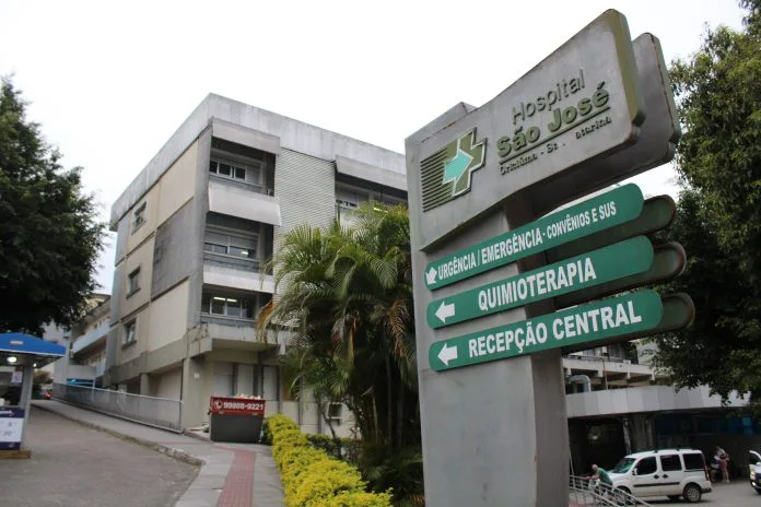 Jorginho Mello cumpre agenda em Criciúma nesta sexta-feira