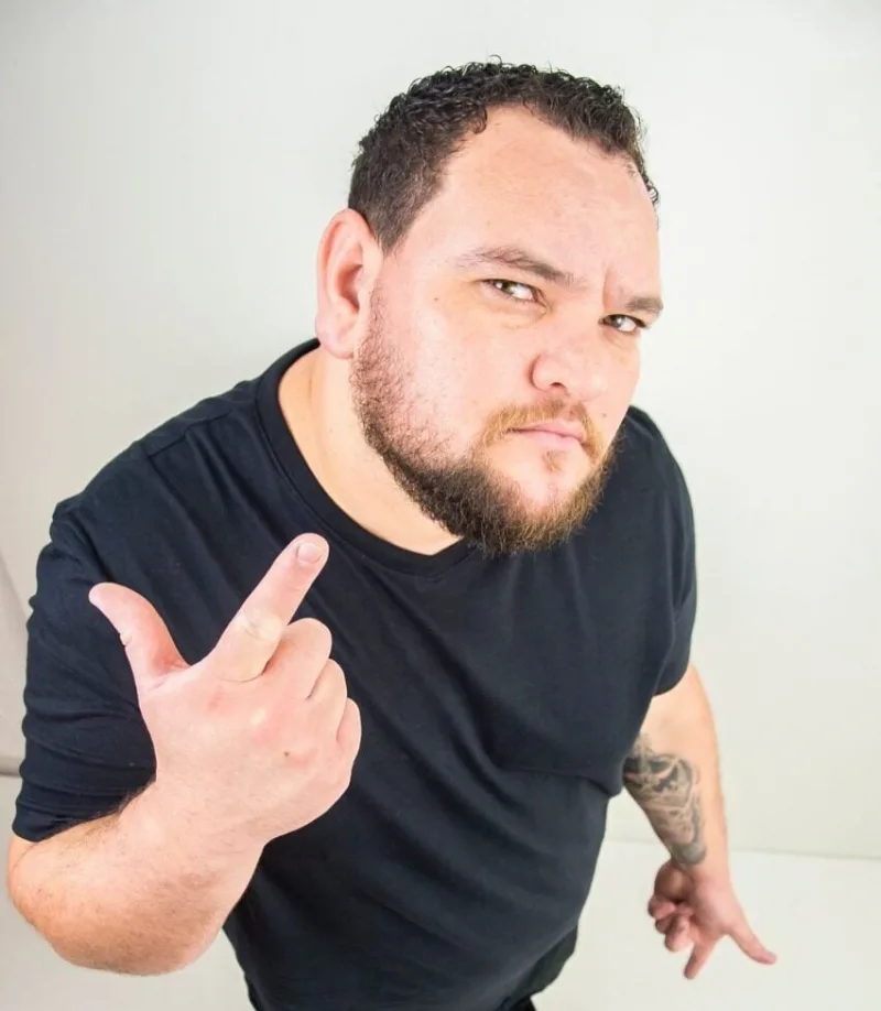Humorista Rafael Aragão fará show em Criciúma neste sábado