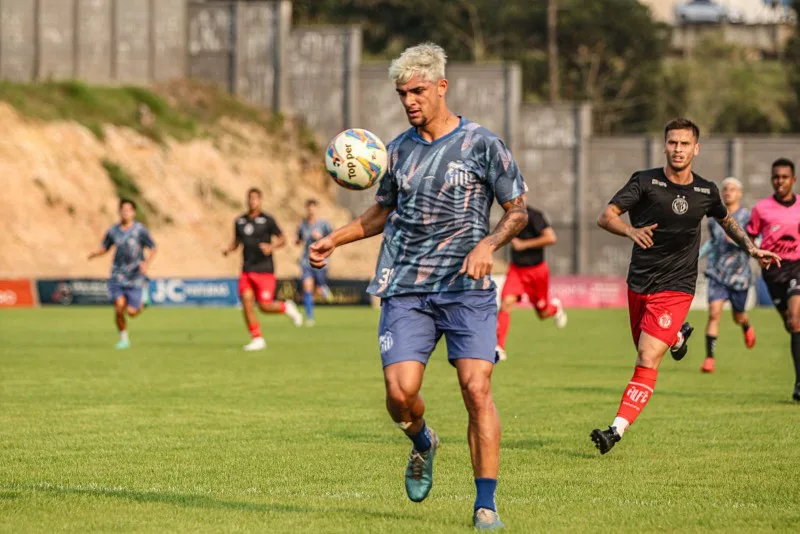 Reapresentação do Caravaggio é marcada por jogo-treino no estádio da Montanha
