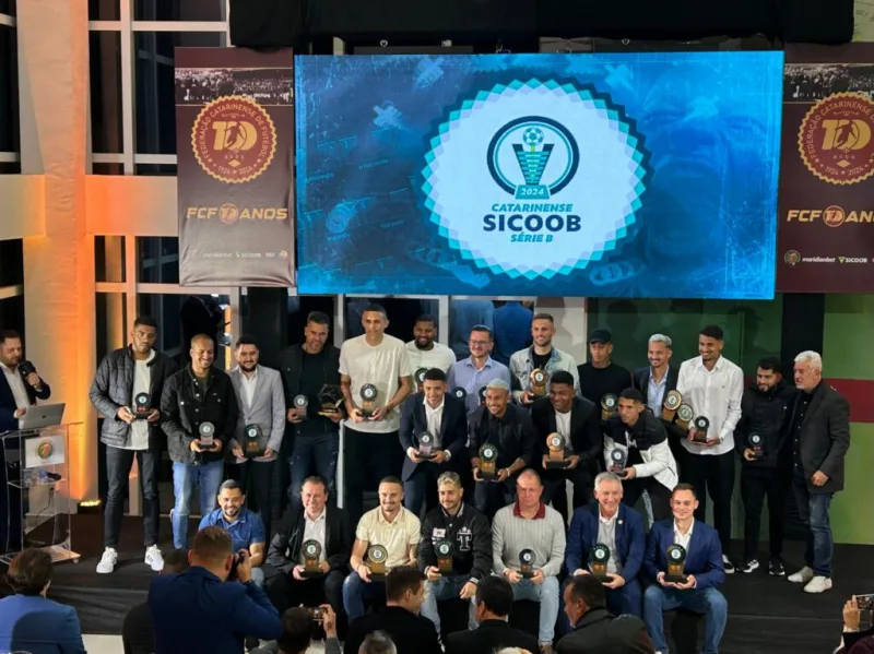FCF promove noite de premiação da seleção do Catarinense Sicoob Série B