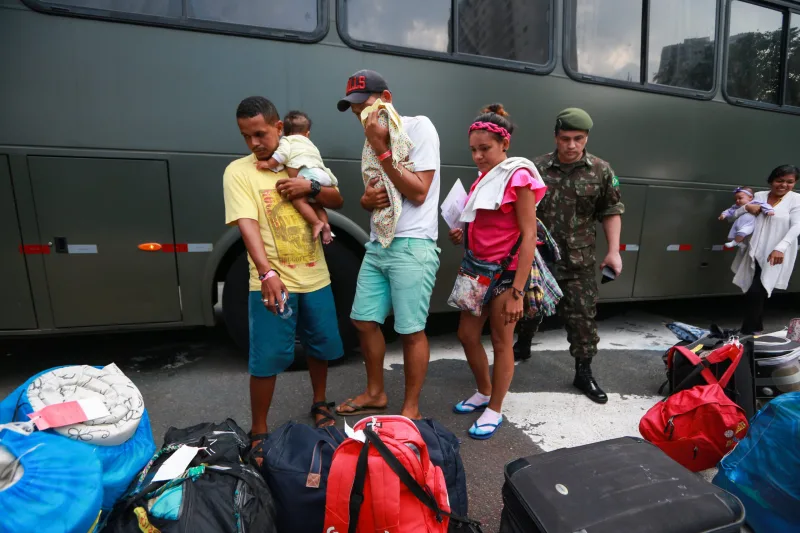 Contratações de imigrantes sobe em 53% no Brasil em 2024