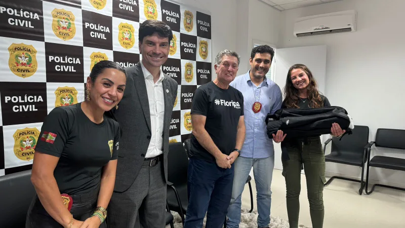 Em parceria com a prefeitura, Polícia Civil entrega 15 kits de arrombamento para as delegacias de polícia