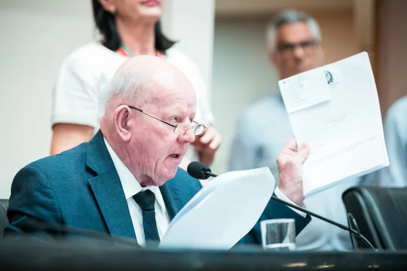 Deputados acatam projeto que confere atendimento preferencial a doadores de sangue e órgãos