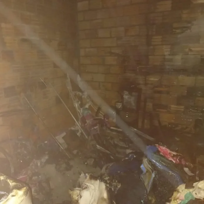 Incêndio atinge casa em Balneário Rincão