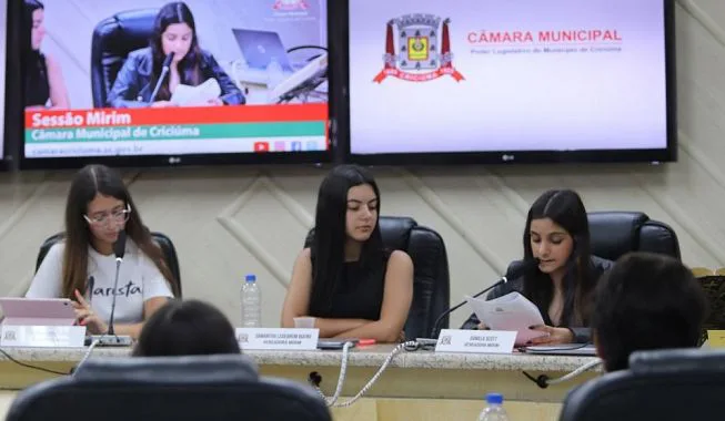 Câmara Mirim de Criciúma realiza última sessão do ano