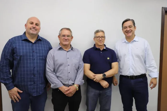 Vaguinho anuncia Claudio Netto para a Secretaria de Infraestrutura