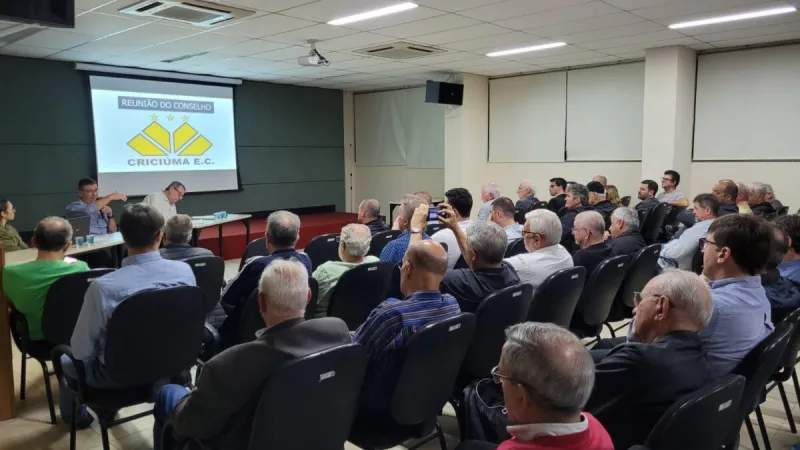28 MILHÕES: Conselho deliberativo define orçamento do futebol para 2025