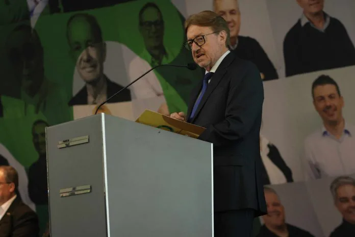Valcir José Zanette conclui gestão na presidência da Acic