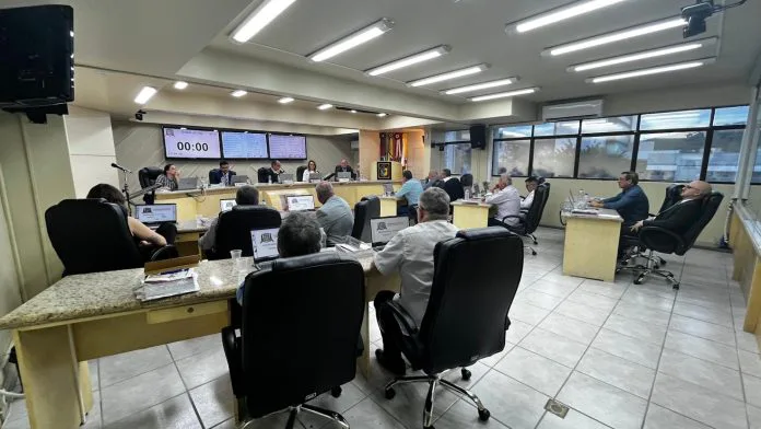 Vereadores aprovam reforma administrativa na Prefeitura de Criciúma