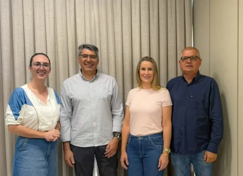 Ângela e Edesio anunciam novos secretários de Administração e Educação