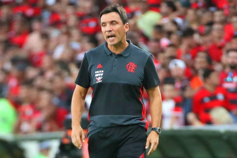 Criciúma confirma contratação do técnico Zé Ricardo