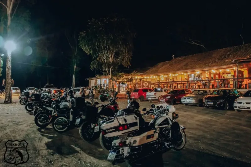 Últimos ingressos disponíveis para a reabertura do Texugos com show do Dazaranha