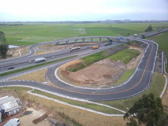 Novo viaduto na BR-101, em Maracajá, é liberado nesta sexta