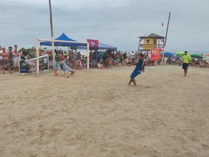 Campeonato Praiano da Praia da Caçamba começa neste domingo