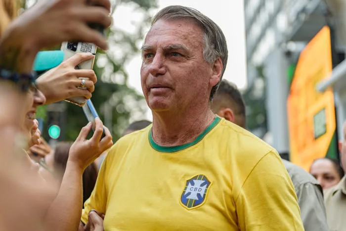 Defesa de Bolsonaro questiona provas apresentadas pela PF sobre suposta trama golpista