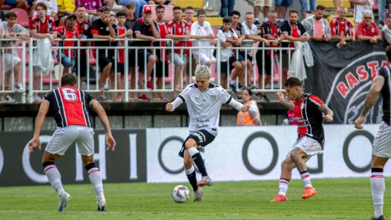 Figueirense e Joinville ficam no empate na estreia do Campeonato Catarinense 2025