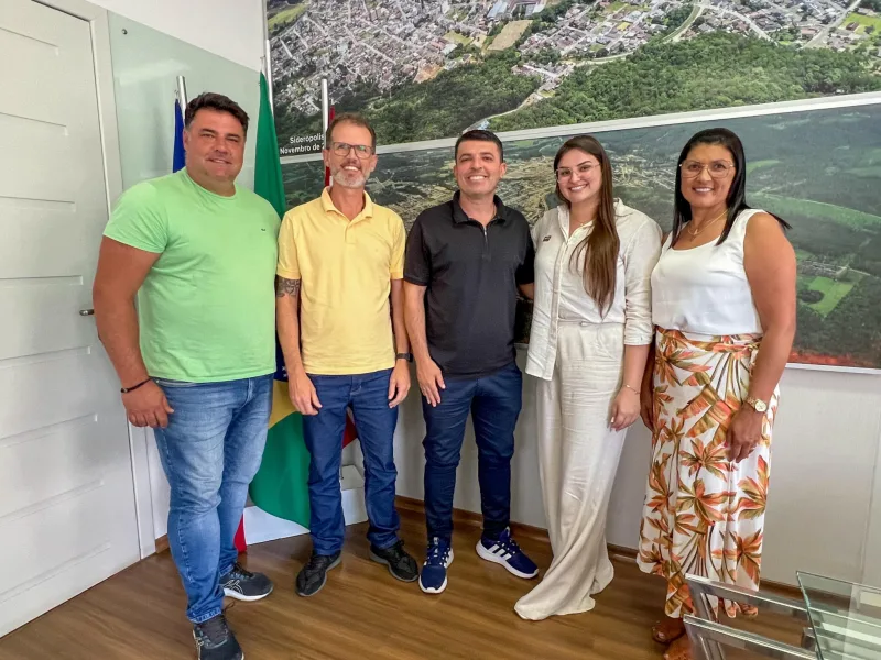 Novos secretários são empossados em Siderópolis