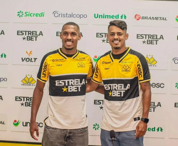 Léo Alaba e Gabriel Barros são apresentados oficialmente