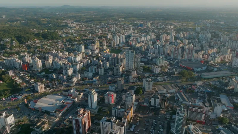 Criciúma liderou geração de empregos na Amrec em 2024