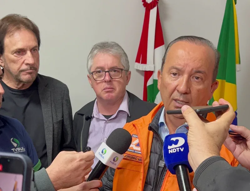 Governador confirma ao Deputado Tiago Zilli retomada da obra da Ponte entre Ilhas e Morro dos Conventos