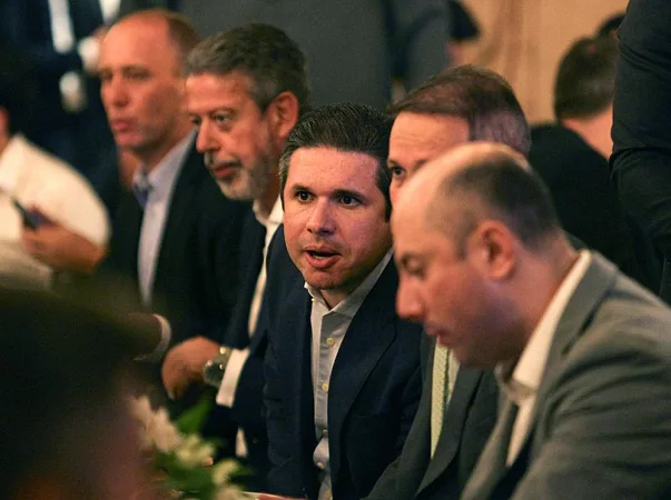 Hugo Motta é eleito o novo presidente da Câmara com 444 votos