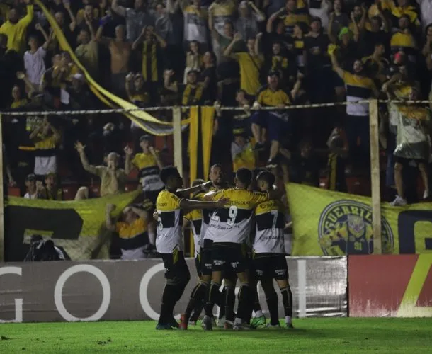 Criciúma bate Hercílio Luz e quebra jejum de vitória no campeonato