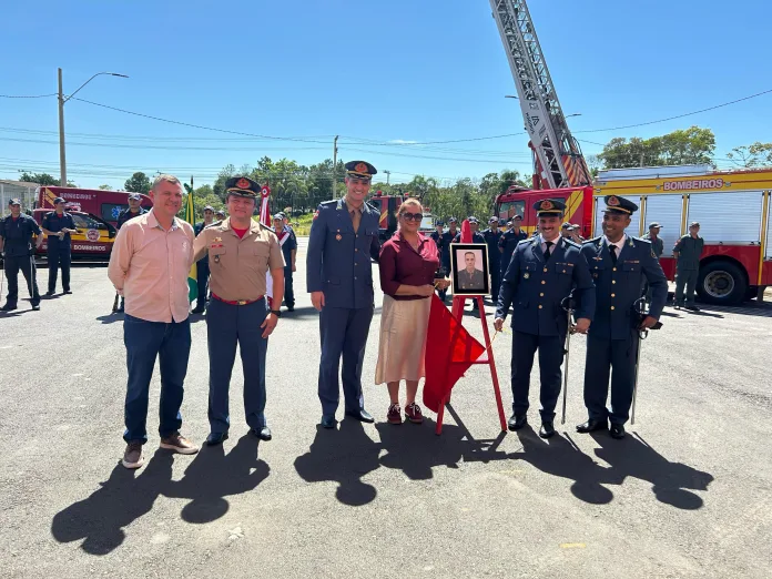 Solenidade marca homenagens no Corpo de Bombeiros Militar de Içara