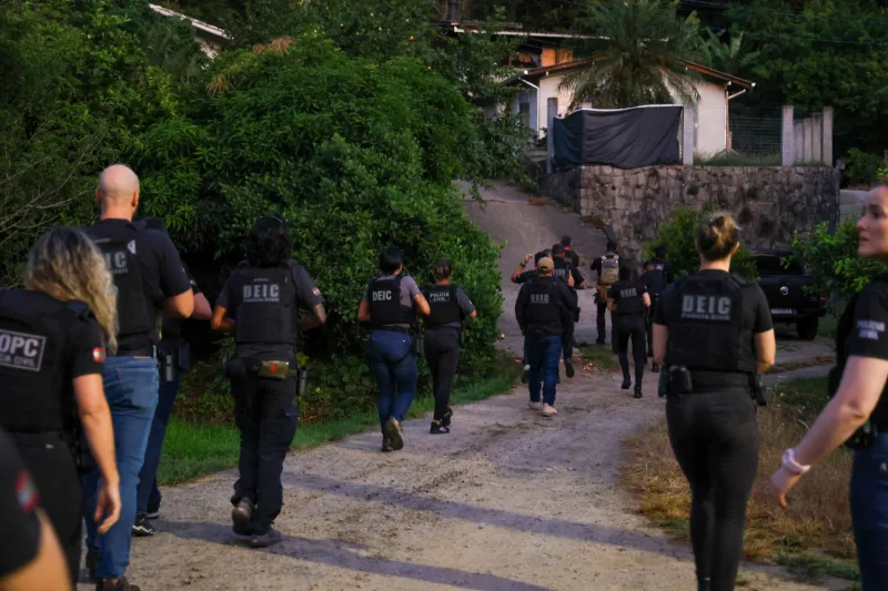 Polícia Civil de SC prende 10 pessoas envolvidas nos atos criminosos ocorridos em outubro de 2024