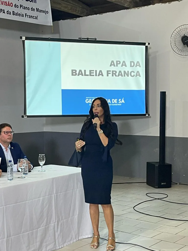 Geovania de Sá apresenta PDL em audiência pública sobre APA da Baleia Franca