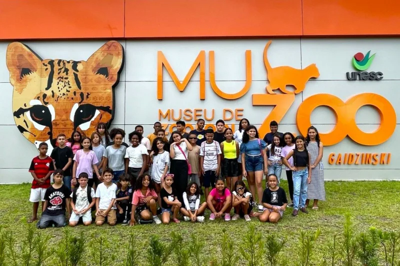 Crianças e adolescentes do Serviço de Convivência da Afasc exploram a biodiversidade no Museu de Zoologia da Unesc