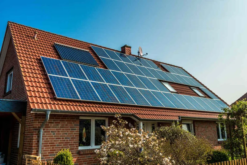 Programas do Governo do Estado impulsionam sustentabilidade e economia no campo com energia solar