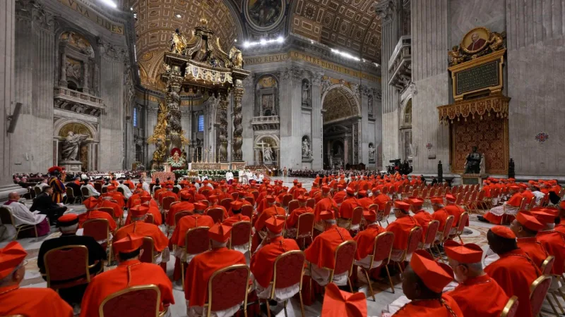 Conclave para eleger novo papa começa em 7 de maio, anuncia Vaticano