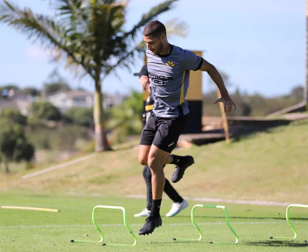 Tigre realiza treino tático e técnico no CT Antenor Angeloni
