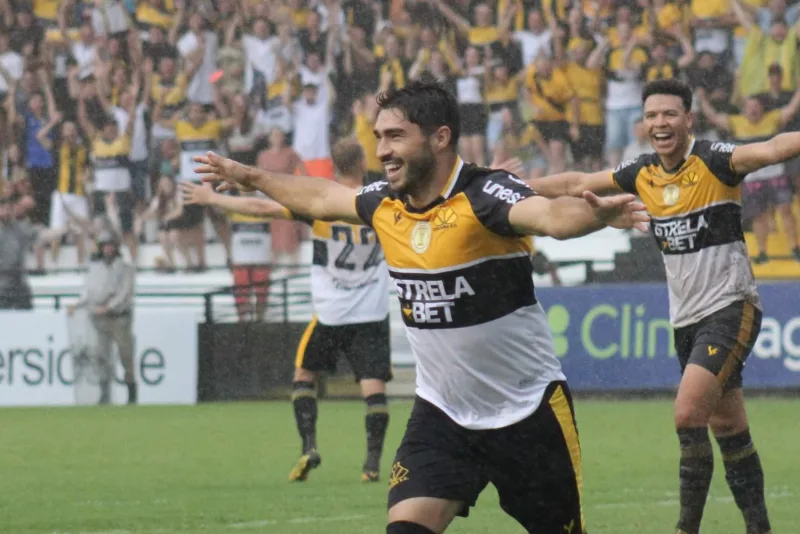 João Carlos volta ao Criciúma em momento crucial da temporada