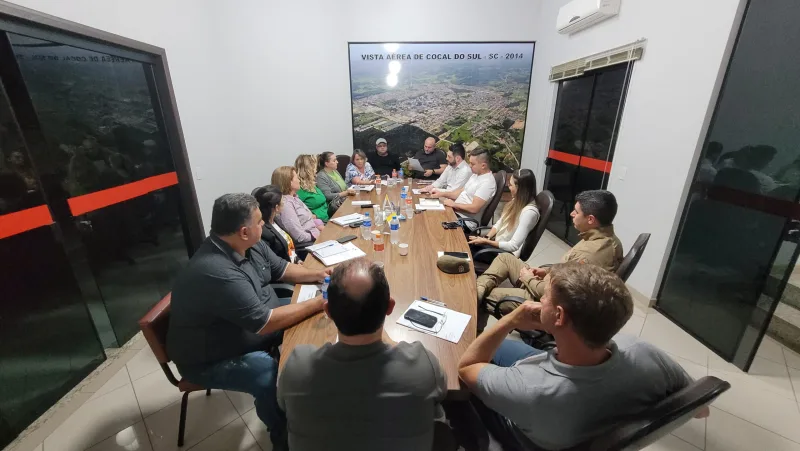 Cocal do Sul avalia ampliação do videomonitoramento em reunião com forças de segurança