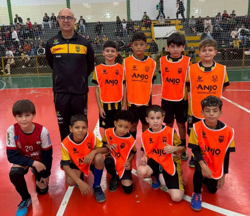 Cocal do Sul conquista título na categoria sub-11 da Taça CooperCocal de Futsal