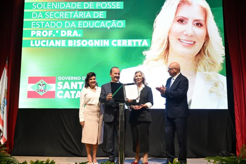 Reitora da Unesc, Luciane Ceretta, assume Secretaria de Estado da Educação