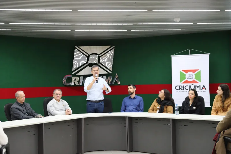 Servidores públicos de Criciúma participam de palestra sobre combate ao assédio sexual